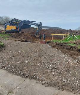 Terre et gravats uRGENT donne terre végétale