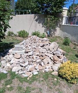 Terre et gravats gravats beton