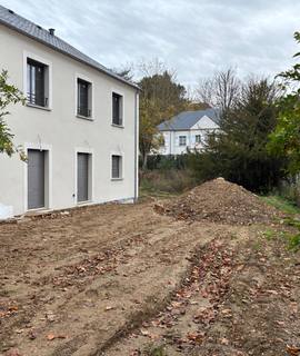 Terre et gravats offre de Terre de bonne qualité - Gratuit