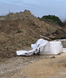 Terre et gravats de terre