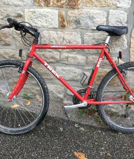 Vélo un VTT Trek 850